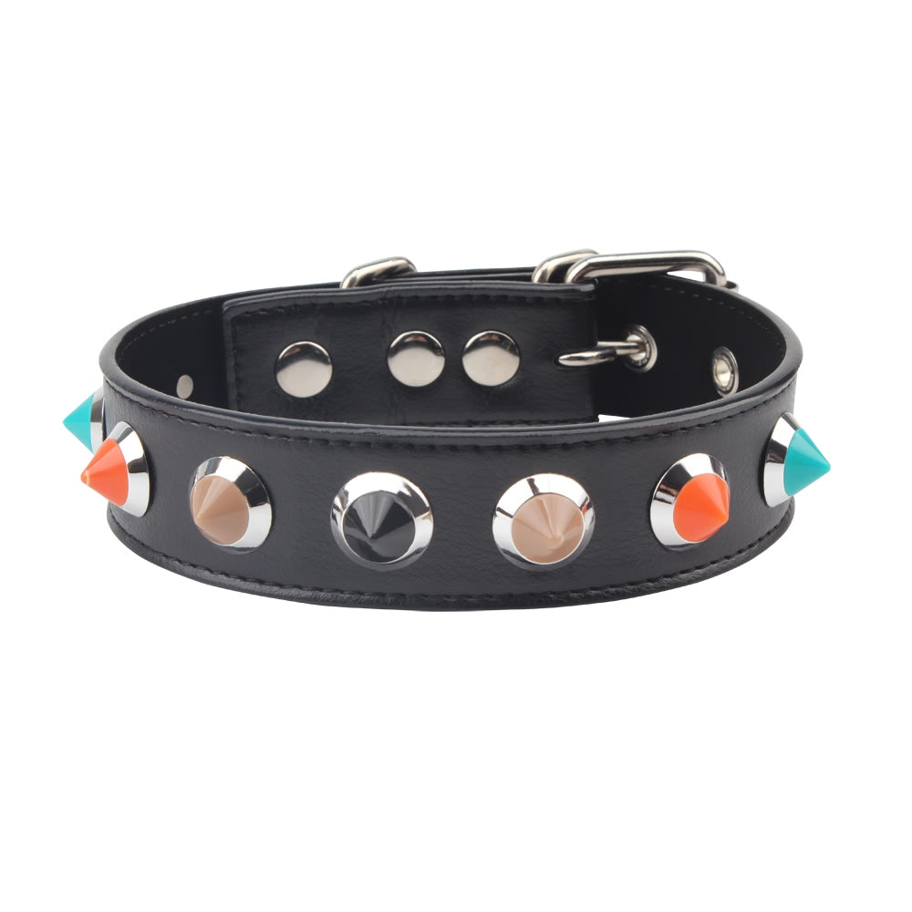 Behave Collar with Thorns