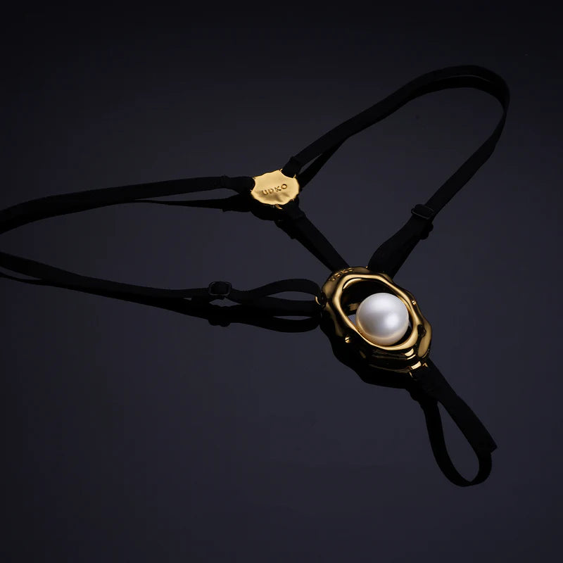 UPKO "Moist Eyes" G-string Clitoral Jewelry With Bead Stimulator