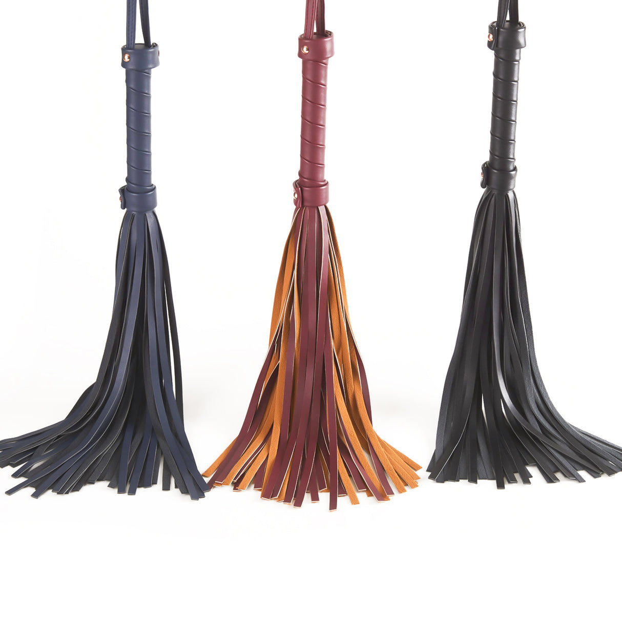 Hot Sale Roomfun Leather Bondage Spanking Tassel Flogger for Adults couple Sex Etrotic Toy